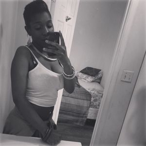 Meet your Posher, Briana