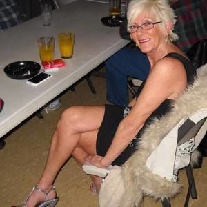 Meet your Posher, Regina