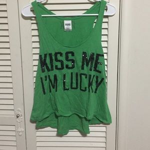 "Kiss me I'm lucky" top