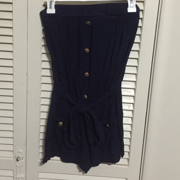 Strapless romper