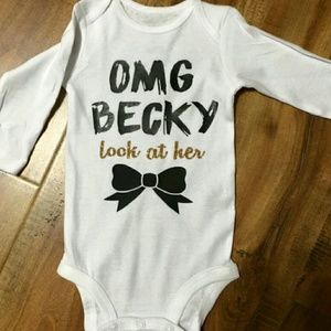 Omg! Onesie look at her bow