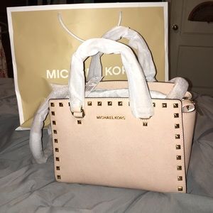 Michael Kors purse