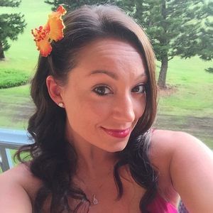 Meet your Posher, Roxi