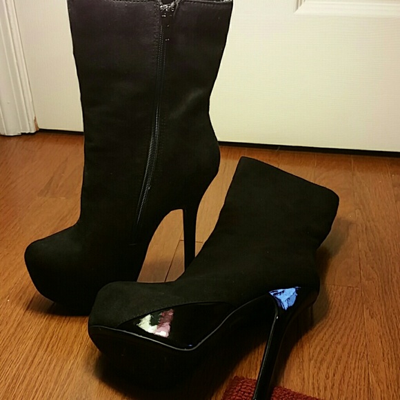 Faux Suede platform black boot - Picture 6 of 7