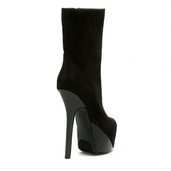 Faux Suede platform black boot - Picture 3 of 7