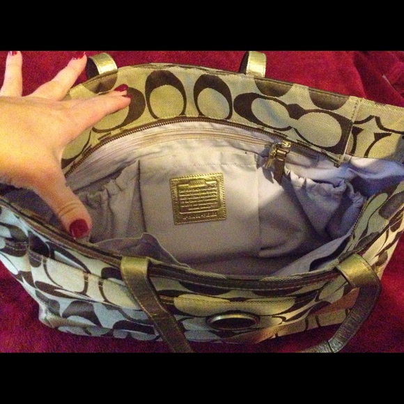 COACH diaper bag - Picture 1 of 4