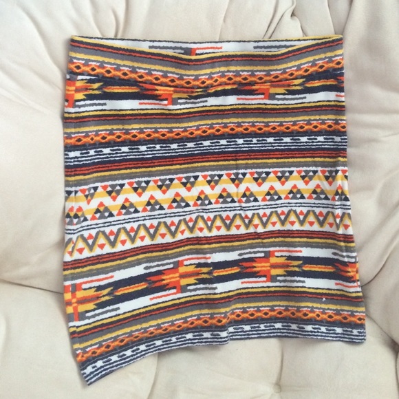 Patterned Pencil Skirt