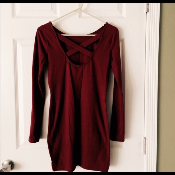 Deep red body con X back dress