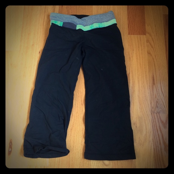 Lululemon wide legged knee capris