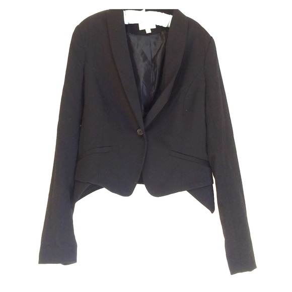 Shorter blazer