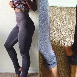Stirrup style highwaisted leggings
