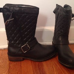 Black boots! Mid calf, leather