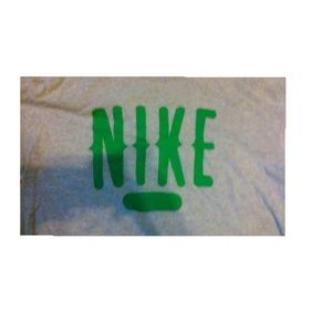 mens nike shirt
