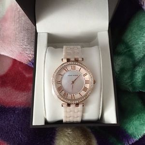 Anne Klein Pale pink / Rose gold ceramic watch