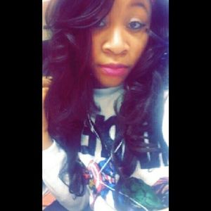 Meet your Posher, Jeannay