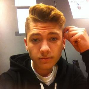 Meet your Posher, Brandon