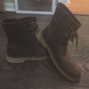 Class Desert Boots