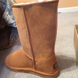 BRAND NEW Women Tall Ugg Boots