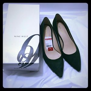 New Nine West shoe