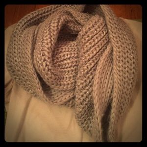 LAST CALL ‼️AMAZING silver infinity sweater scarf!