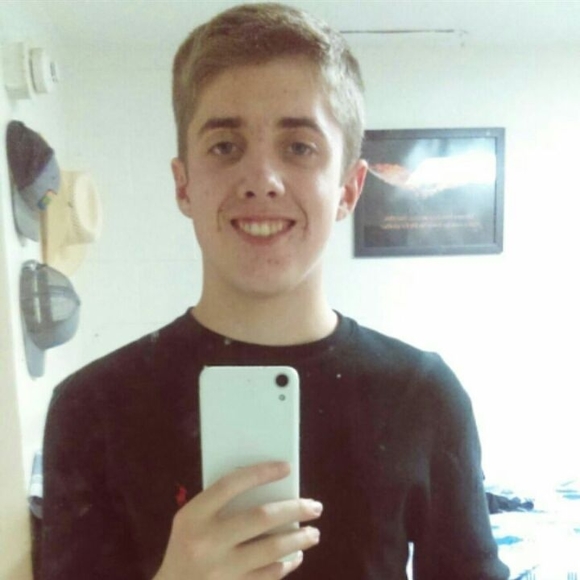 Meet your Posher, Matthew - Picture 1 of 1