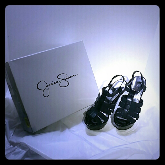 Jessica Simpson Shoe