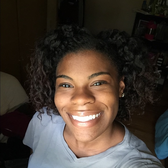 Meet your Posher, Alaina