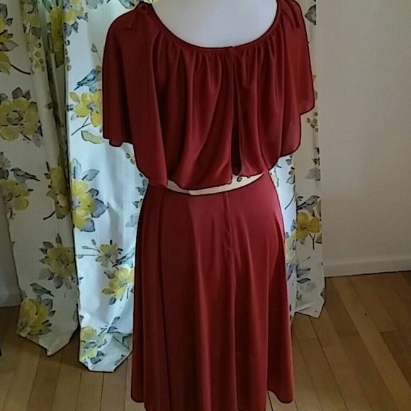 Vintage Bat Winged Dress - Picture 3 of 4