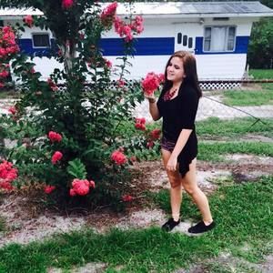 Meet your Posher, Victoria