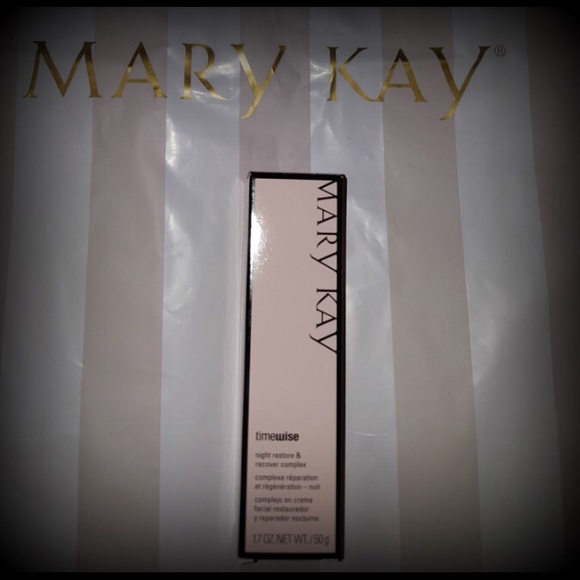 Mary Kay Night Restore & Recover Complex Comb/Oily
