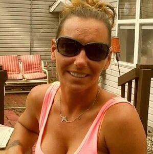 Meet your Posher, Courtney