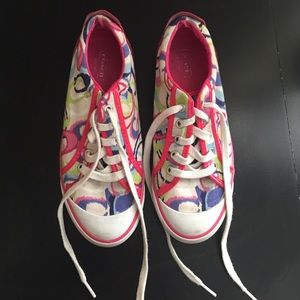Coach gym shoes size 8