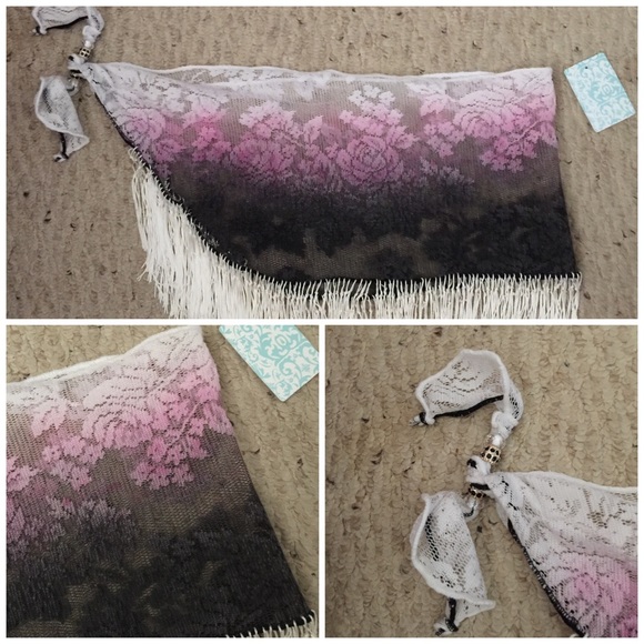 😎 NWT Lace Bathing Suit Cover up.. Or over yoga