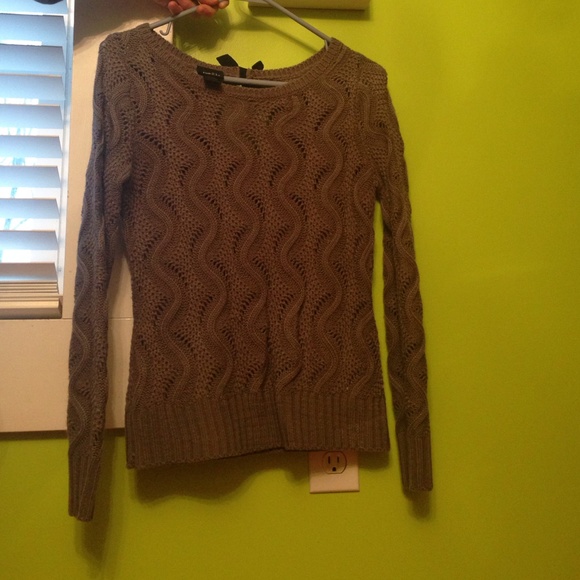 Rue 21 grey sweater