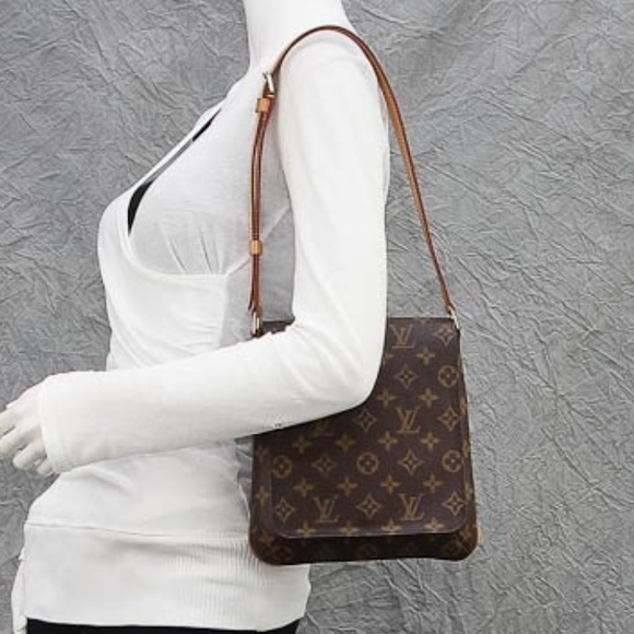 Louis Vuitton Handbags - Authentic louis vuitton musette salsa