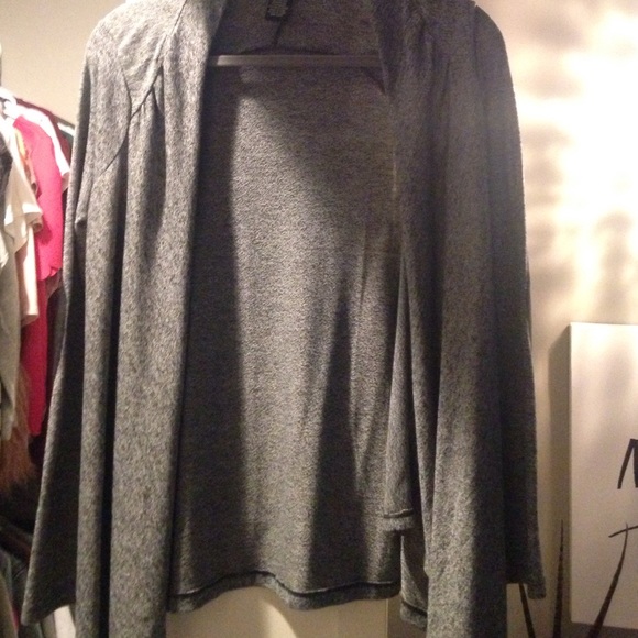 Grey and black stretchy cardigan