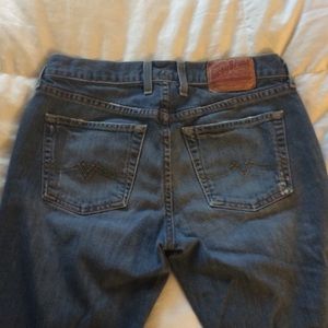 LAST DAY!! Lucky jeans