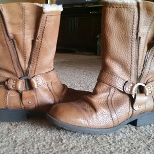 Steve Madden leather boot