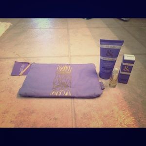 L'occitane Iris Bleu & Iris Blanc gift set