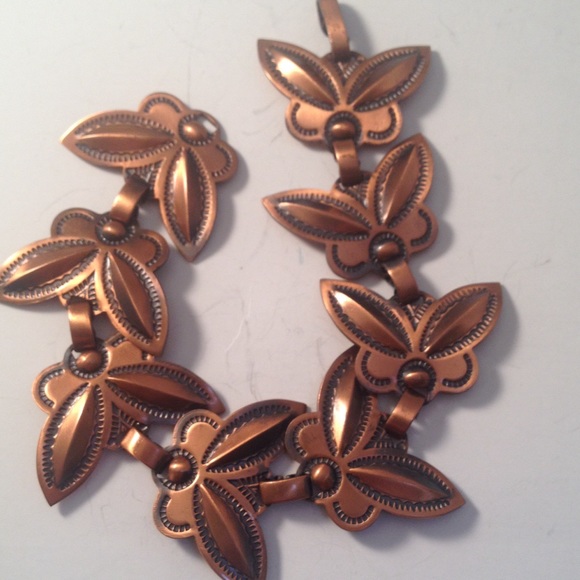Vintage copper bracelet and clips - Picture 3 of 4