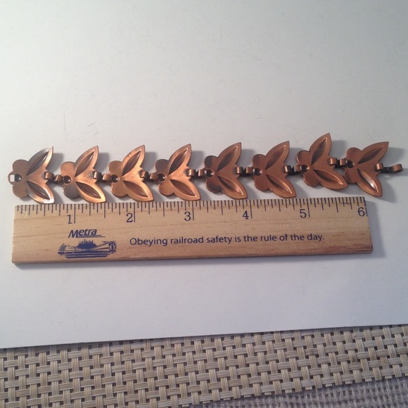Vintage copper bracelet and clips - Picture 4 of 4