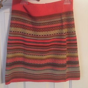 Sweater knitted above the knee skirt