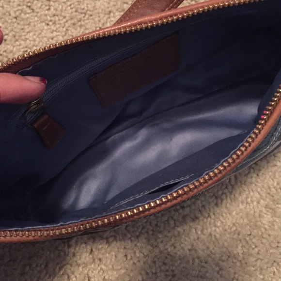 Coach purse! Make an offer :) - Picture 2 of 4