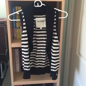 Abercrombie Kids Vest (Navy Blue & White)