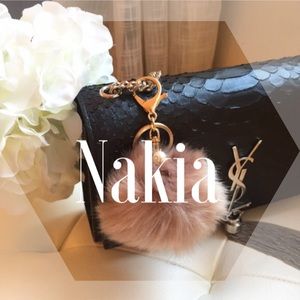•reserved bundle• for nakia