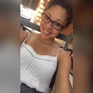 Meet your Posher, Celeste