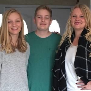 Meet your Posher, Claire