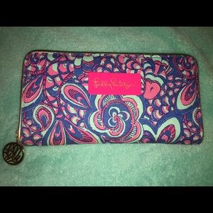 Lilly Pulitzer wallet