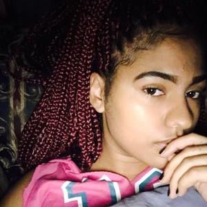 Meet your Posher, Jade