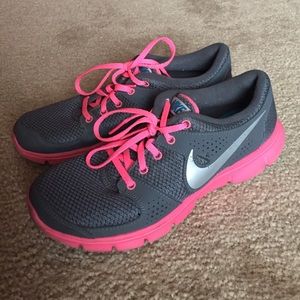 Women's Nike Running Shoes